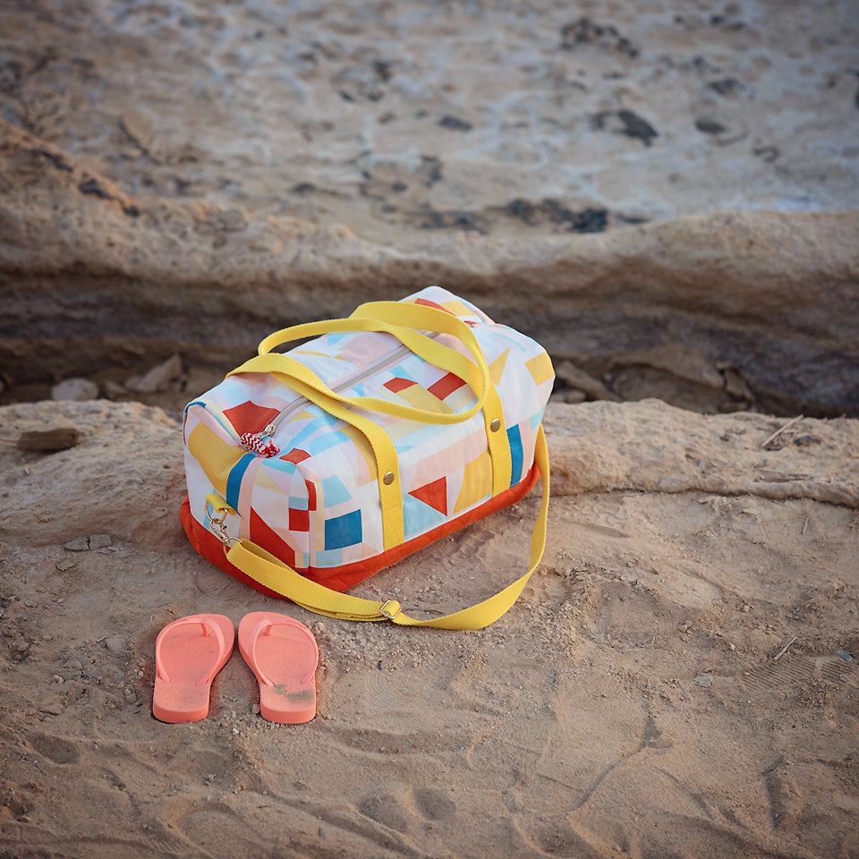 Cubistics, Off-White, Gabardine in tela di cotone