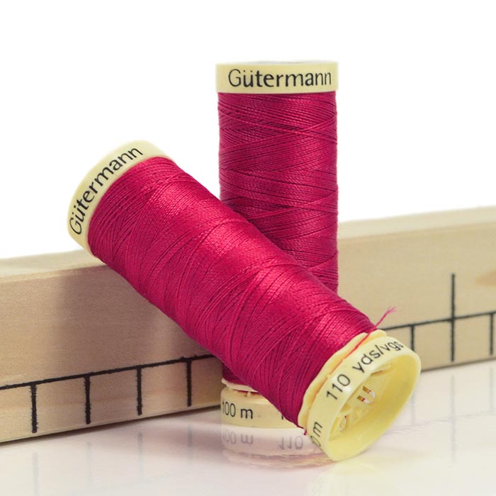 Fil à coudre Gütermann 382 Magenta