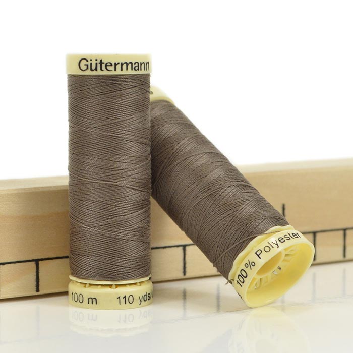 Fil à coudre Gütermann 727 Taupe foncé