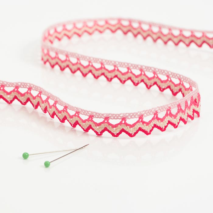 Dentelle multicolore rose et fuchsia